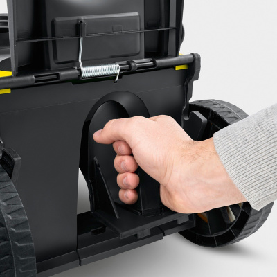 Аккумуляторная газонокосилка Karcher LMO 18-33 Battery