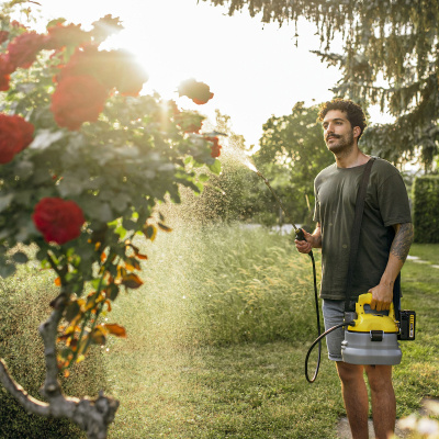 Аккумуляторный опрыскиватель Karcher PSU 4-18